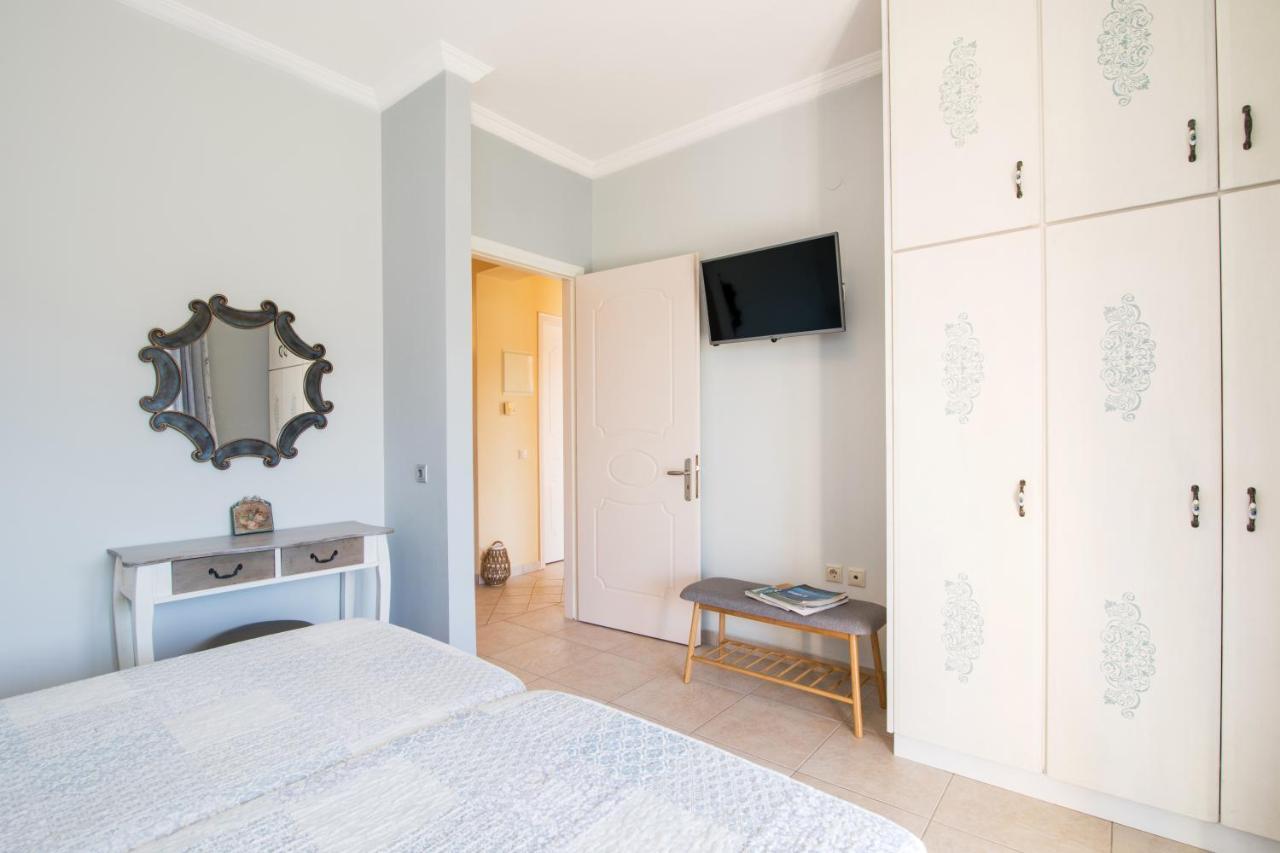 Villa Alexandra Dassia  Dış mekan fotoğraf