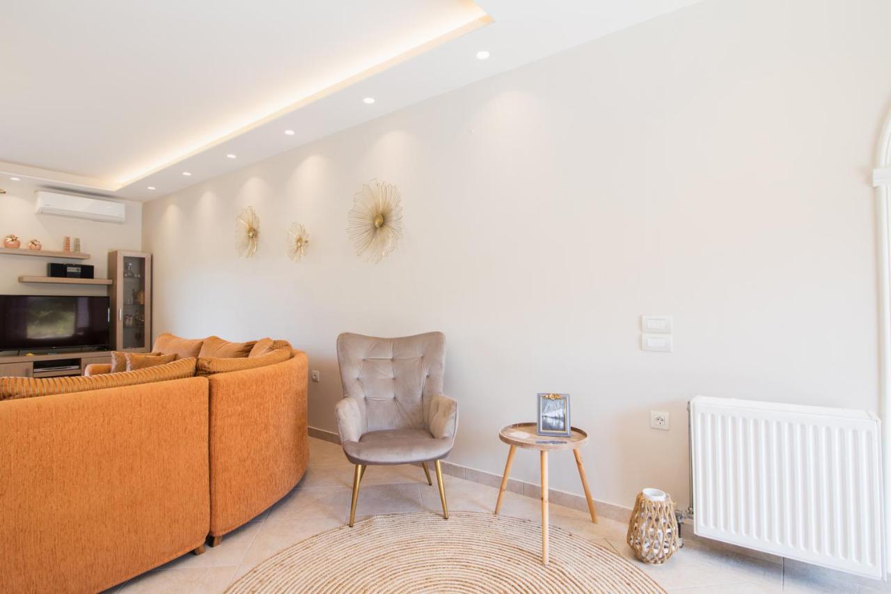 Villa Alexandra Dassia  Dış mekan fotoğraf